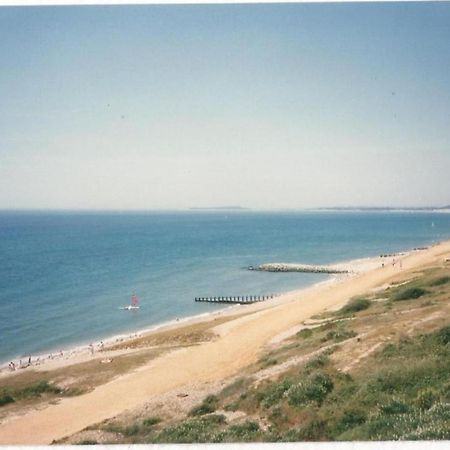 Pine Lodge Barton on Sea Εξωτερικό φωτογραφία